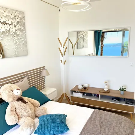 아파트 Experience Unique Face A La Et Porquerolles